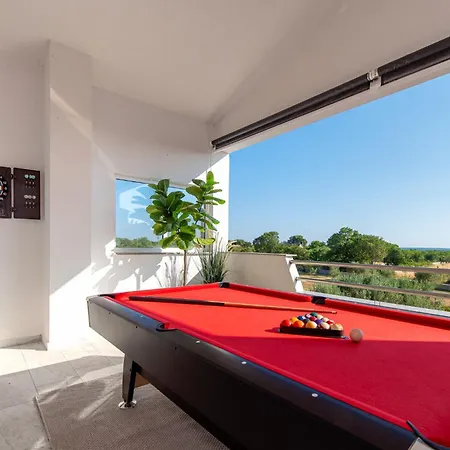 Silente Villa *