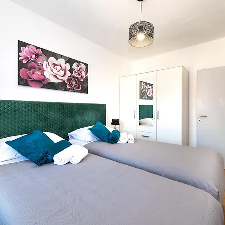 Silente Villa Oklaj
