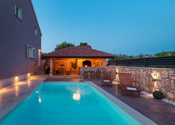 Silente Вилла Oklaj