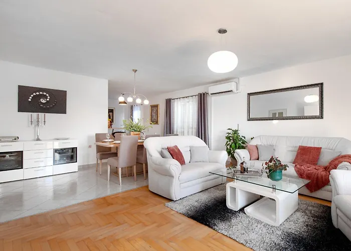 Silente Вилла *