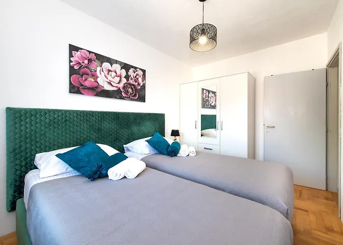 Silente וילה Oklaj